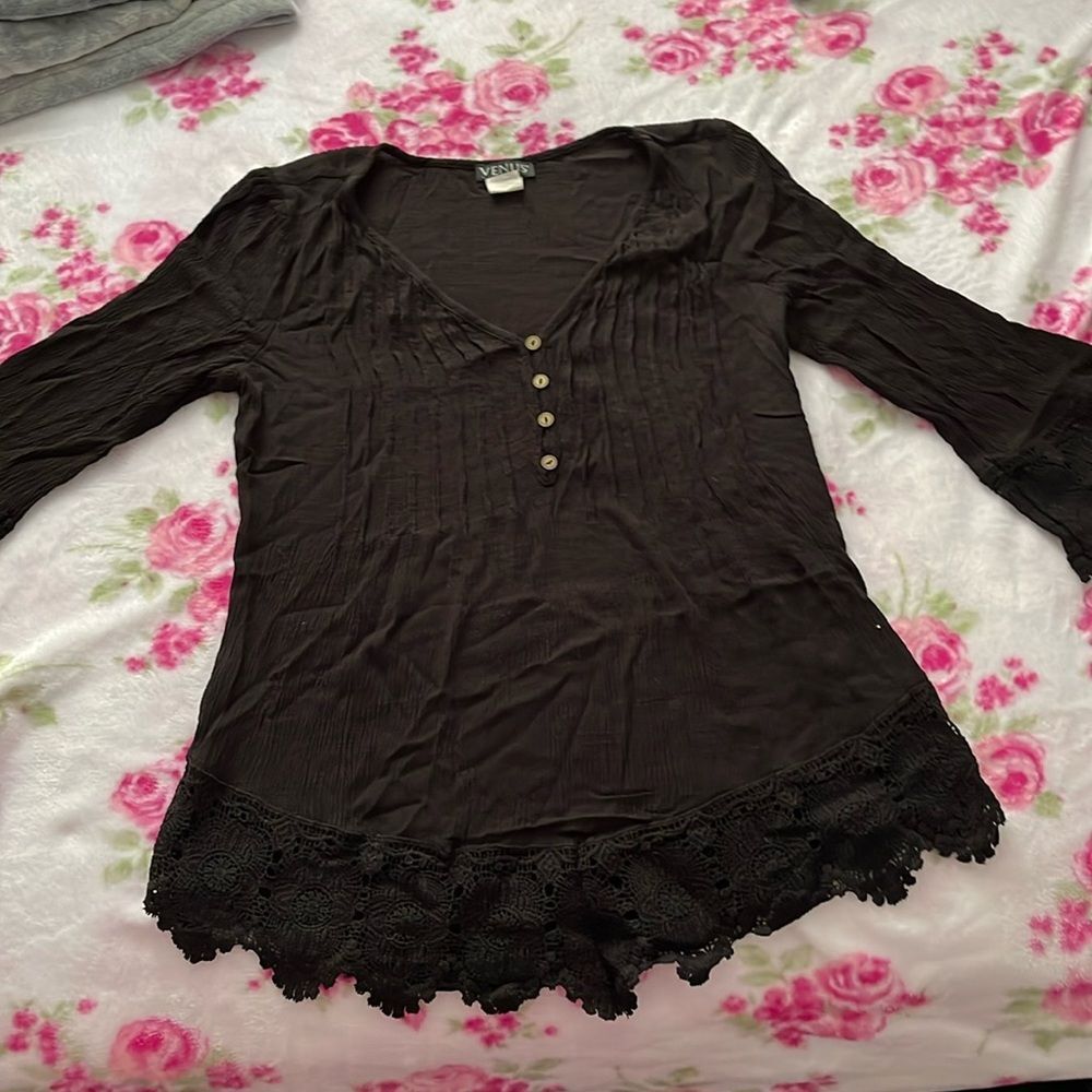 Venus
Size M
Black